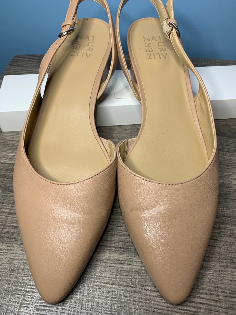 Naturalizer Banks Slingback pumps in nude
